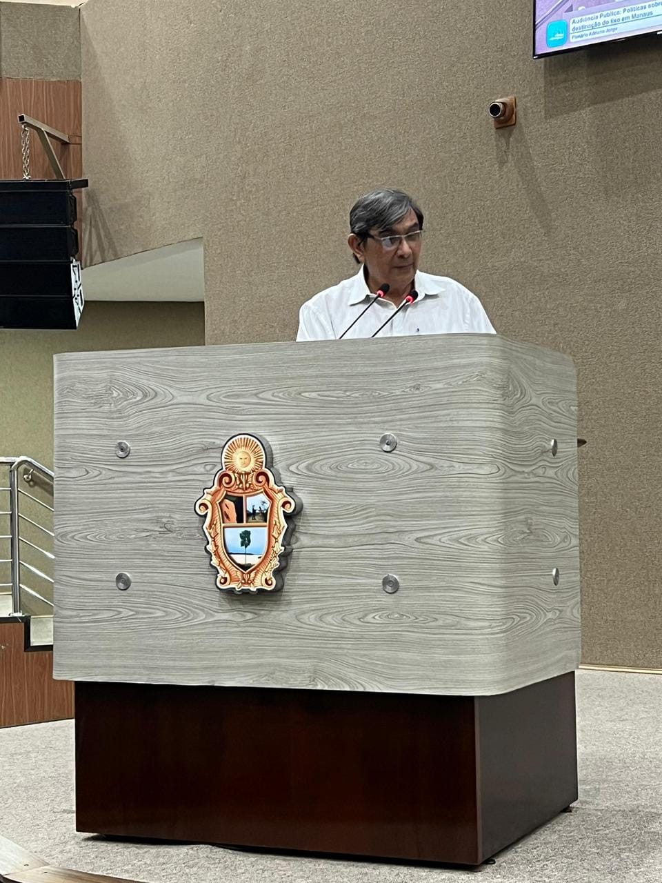 Em audiência pública na Câmara, Professor da Ufam cobra transparência e suspensão da expansão do lixão em Manaus