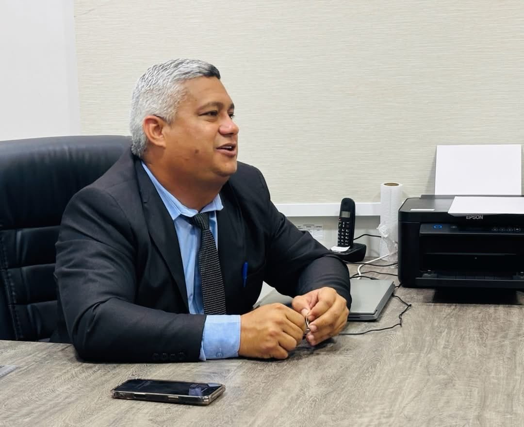 TCE-AM multa presidente da Câmara de Nova Olinda do Norte por descumprimento de decisões